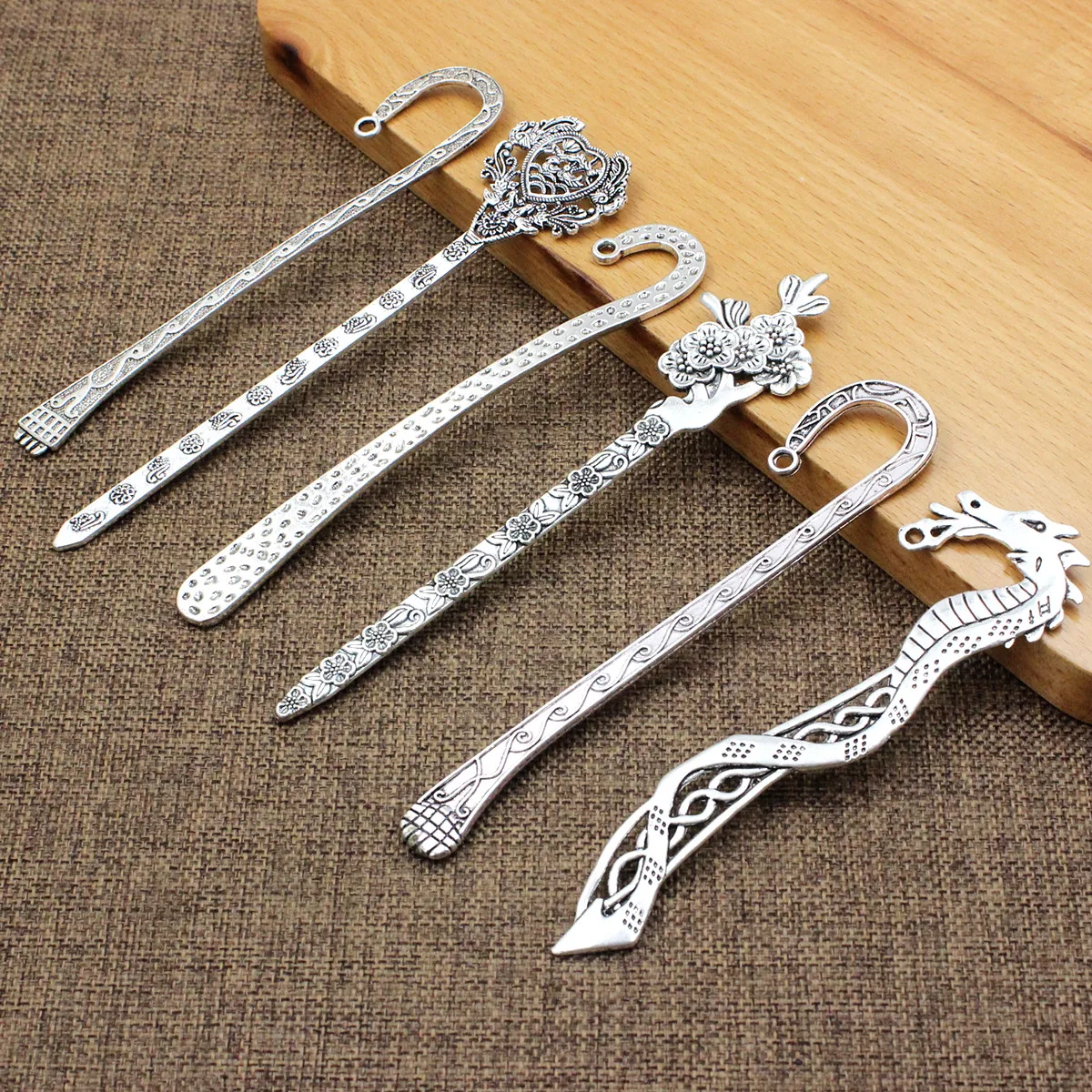Onebeading Fashion Zinc Alloy Antique SilverTone Bookmarks Biżuteria DIY Making Akcesoria Długość: Około 135 mm 5,31 cala K01053