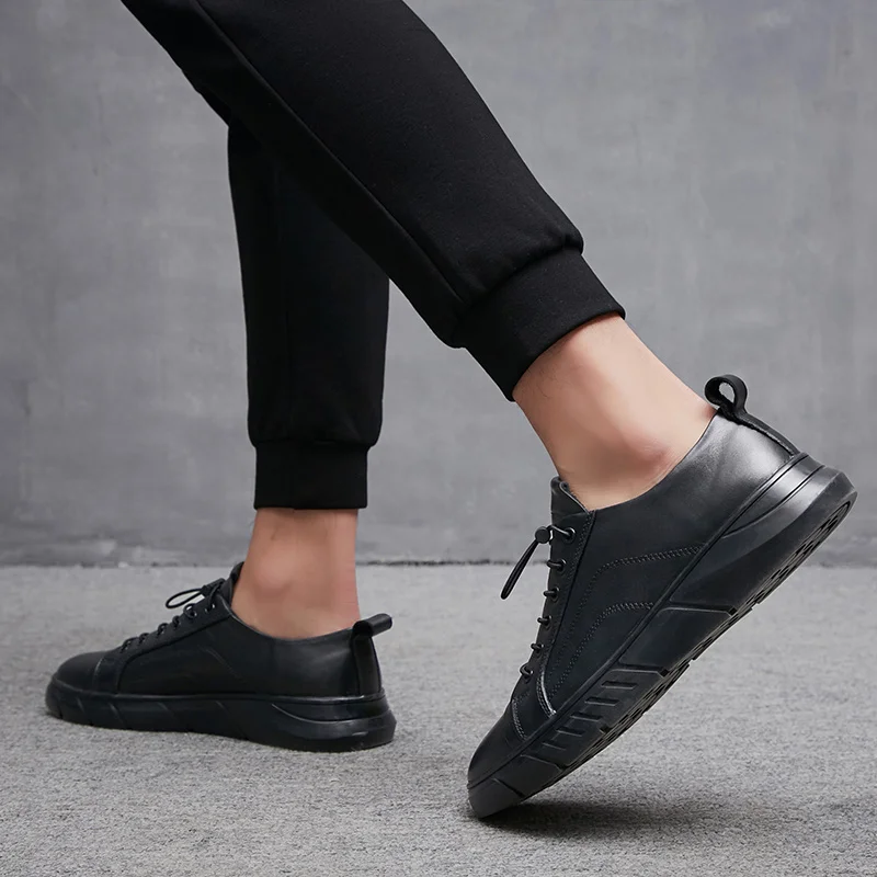 New 2019 High Quality Genuine Leather Shoes Men Flats Plus velvetMen\'s Casual Shoes Brand Man Soft Comfortable Lace up Black