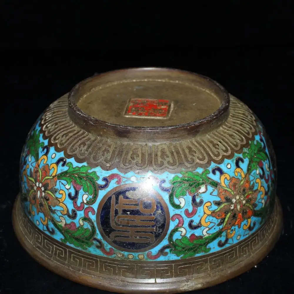 China Old Beijing Old Goods Seiko Copper Tire Cloisonne Large Pattern Bowl