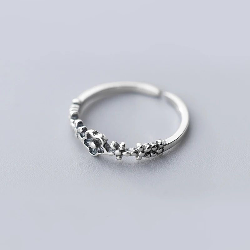 

MloveAcc Solid Real Thai Silver Flower Rings for Women Girls 925 Sterling Silver Fashion Ring