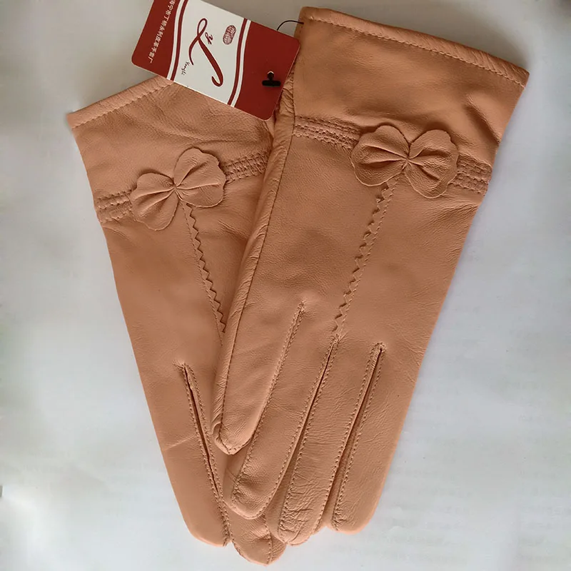 Guantes de piel auténtica para mujer, manoplas cálidas de cuero de oveja Real, guantes forrados de lana de lujo a la moda para conducir