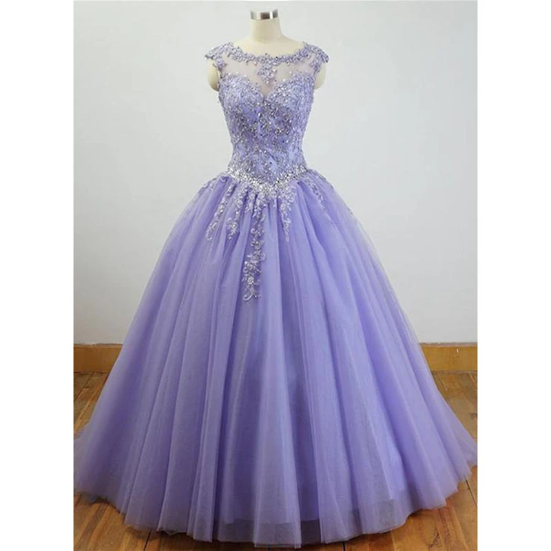 Lavender Quinceanera Dresses 2022 Tulle Ball Gown Scoop Neck BacklessSleeveless Lace Appliques Beaded Crystal Formal Party Gowns