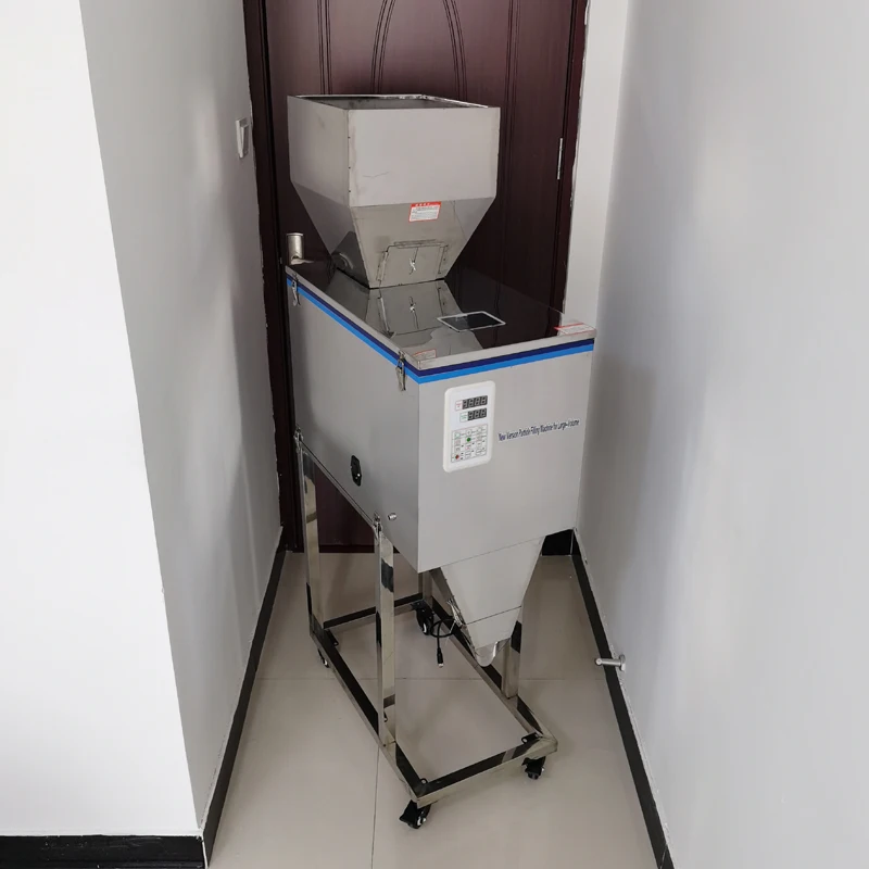 آلة تعبئة الوزن الأوتوماتيكية للمسحوق الحبيبي آلة تعبئة وتغليف الزجاجات متعددة الوظائف