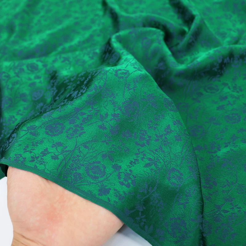 1 Meter X 1.14 Meter Quality Natural Silk Crepe Material Retro Floral Silk Viscose Fabric For Gown
