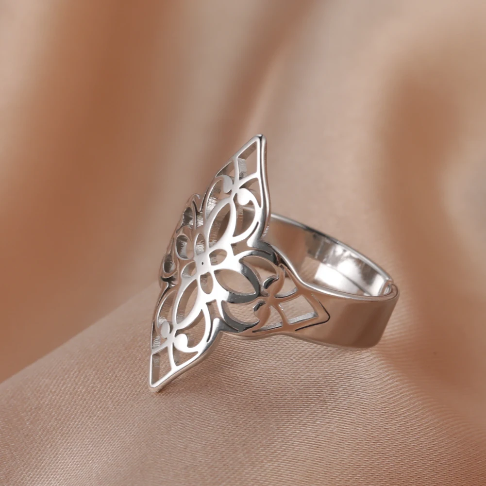 Skyrim New Simple Cutout Filigree Flower Rings for Women Stainless Steel Wedding Party Adjustable Vintage Ring Jewelry Gift