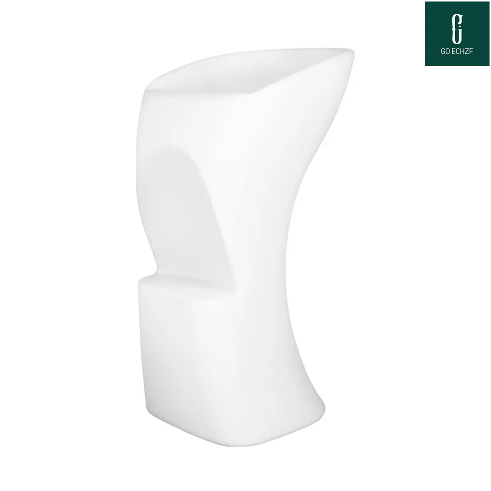 2021 New Rechargeable LED Illuminated Bar Table Club Lighted Up Cocktail Table Ip54 Waterproof With Remote Control