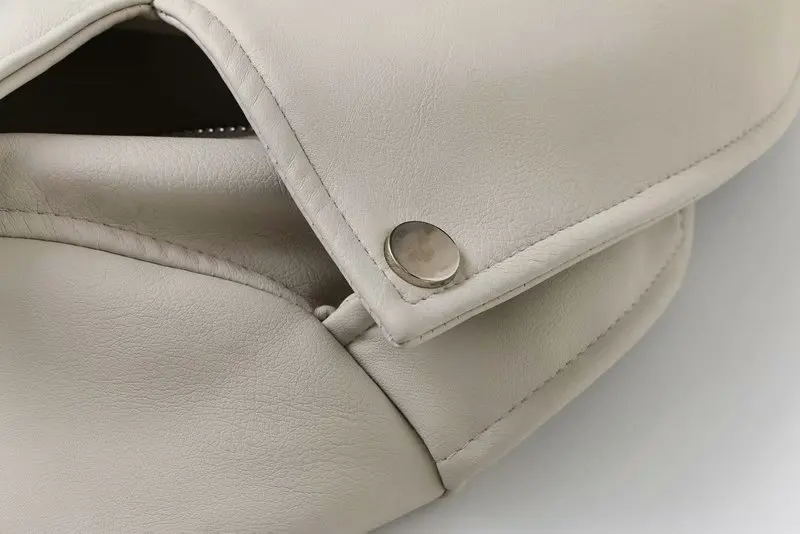 Nuove Donne di Autunno Inverno Nero Del Cuoio Del Faux Giubbotti Della Chiusura Lampo del Cappotto Di Base Turn-giù il Collare Motor Biker Jacket Con La Cinghia outwear Top