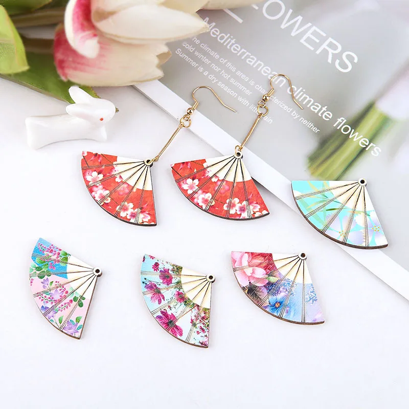 10pcs 29*46mm Wooden Flower Fan Charms Fan shape Dangle Pendants For DIY Handmade Earring Necklace Bracelet Jewelry Making YZ720