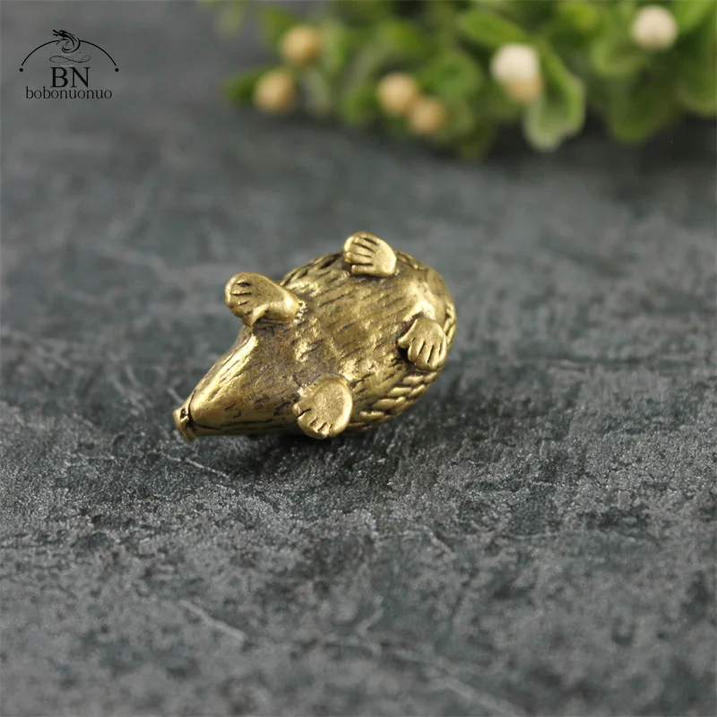 A Couple of Solid Pure Copper Hedgehog Figurines Miniatures Garden Small Ornaments Retro Brass Animal Tea Pet Decoration Gift