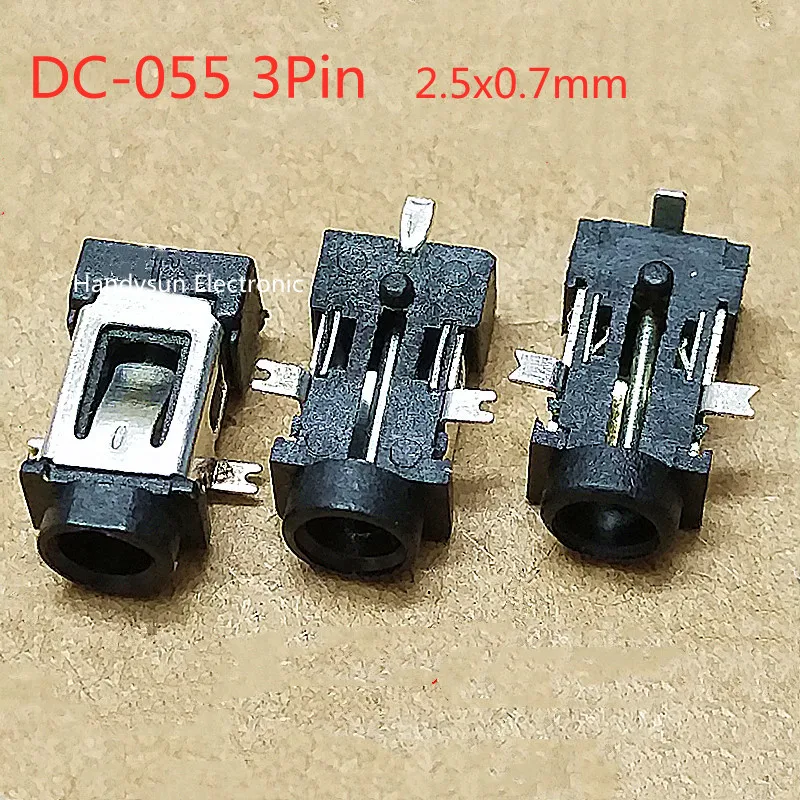 DC-055 تيار مستمر مقبس الطاقة قاعدة الإناث 2.5x0.7 مللي متر الأساسية 3Pin كامل آخر أو الجبهة آخر شاحن كمبيوتر واجهة لوحة جبل موصل