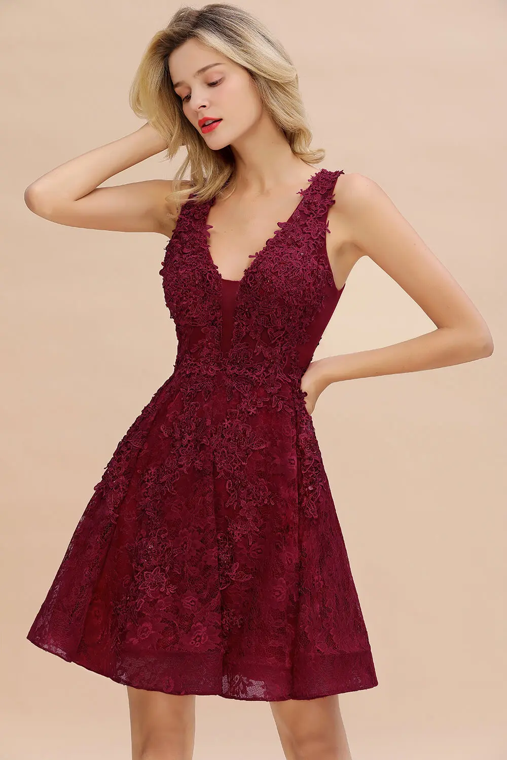 Robe de Demoiselle d'Honneur Courte en Dentelle Rose Poussiéreux, Col en V, Paillettes, en Stock