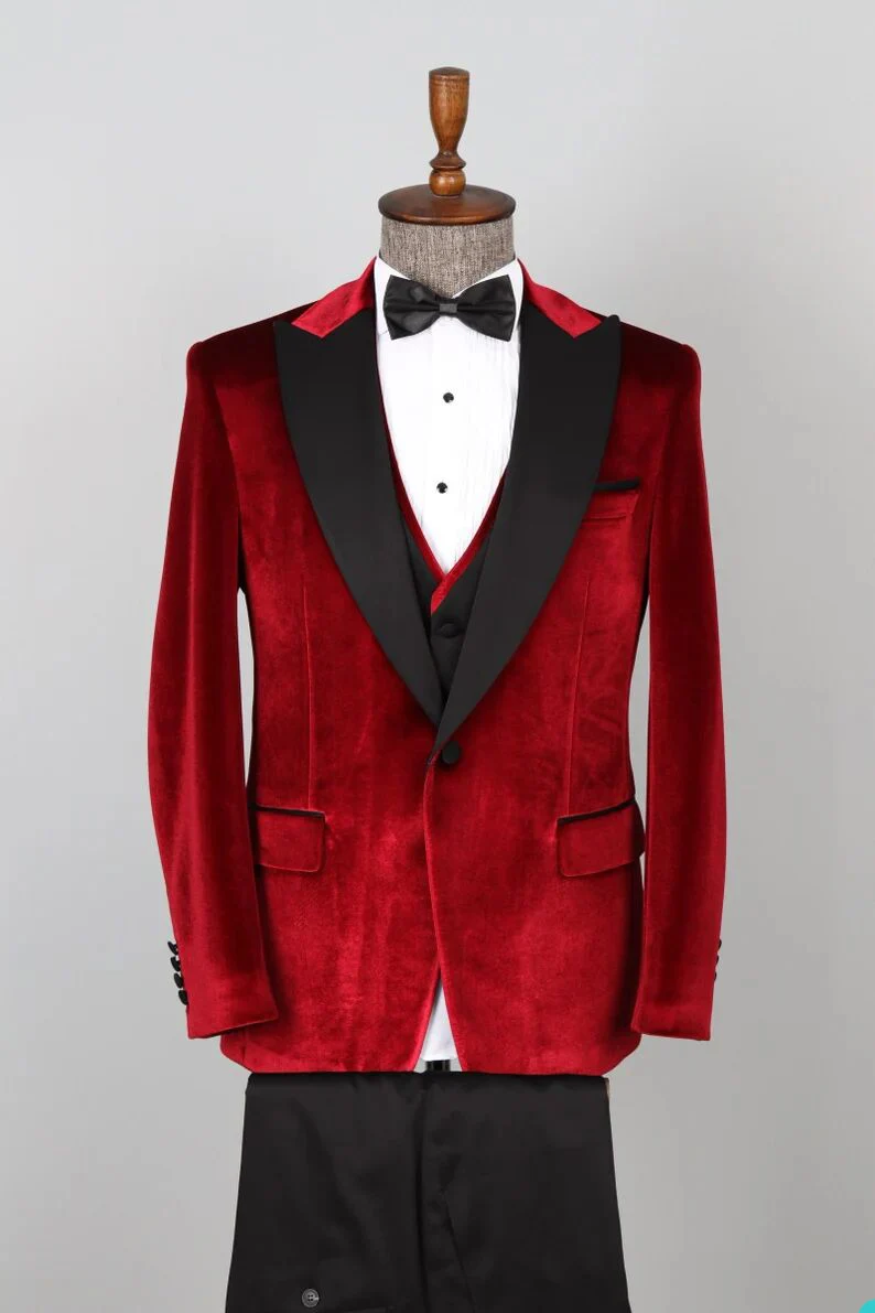 Popular Mens Suits Three-Piece Suit Velvet Vintage Business Custom Wedding Tuxedos New  hot sales in autumn