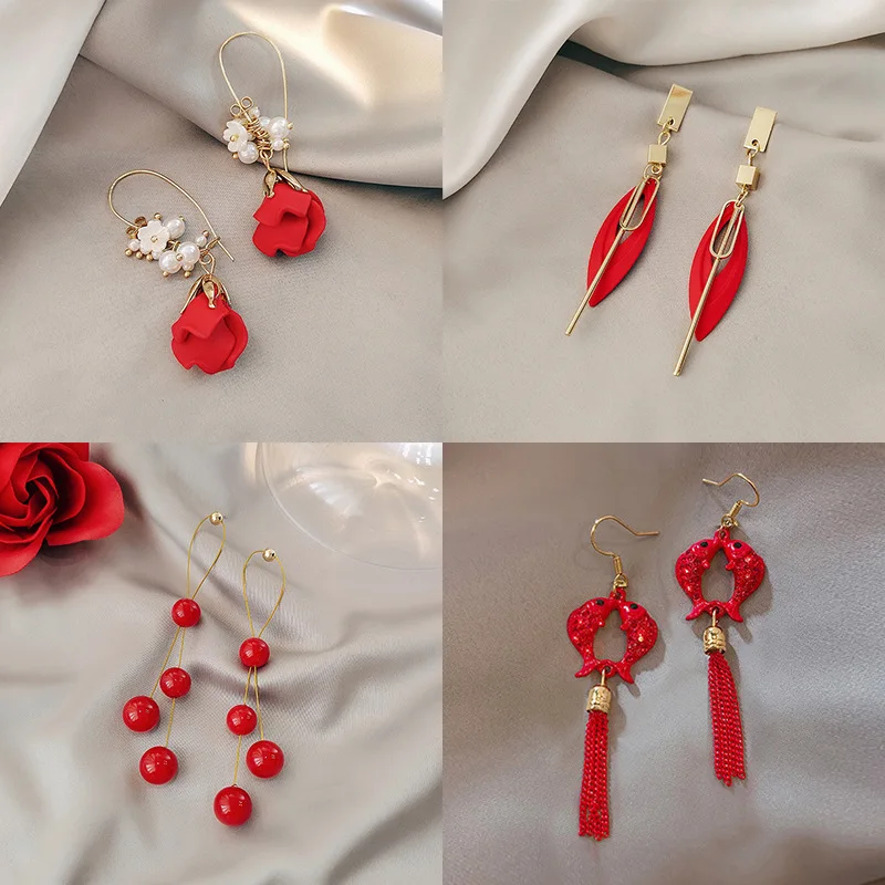 New Sweet Petals Long Earrings Female Exaggerated Red Tassel Romantic Earrings Elegant Metal Flower Jewelry for Women