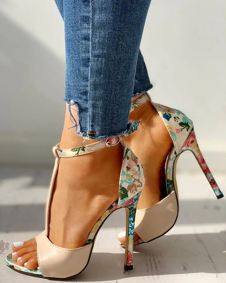 Womens Fashion Summer Sexy Exquisite 10cm High Heels Ladies Increased Stiletto Super High Heel Sandals
