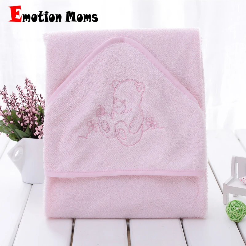 Hot Wholesale 100% Bamboo Fiber Super Soft And Comortable 90x90cm 345gsm Baby Towel Baby Hooded Towel Infant Towel