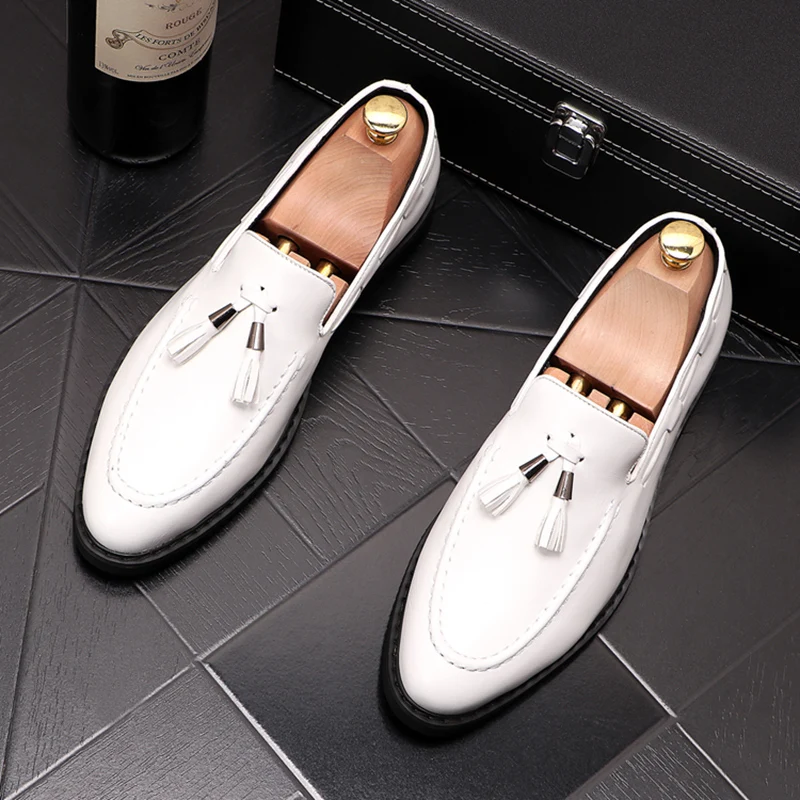 mens fashion tassels shoes black white cow leather shoe wedding party formal dress slip-on smoking slippers gentleman sneakers