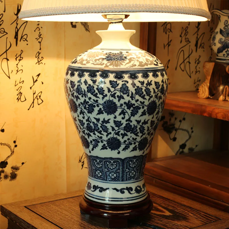 Antique Style Traditional Blue and White Porcelain Ceramic Table Lamps for Bedside Study Living Room Shelf