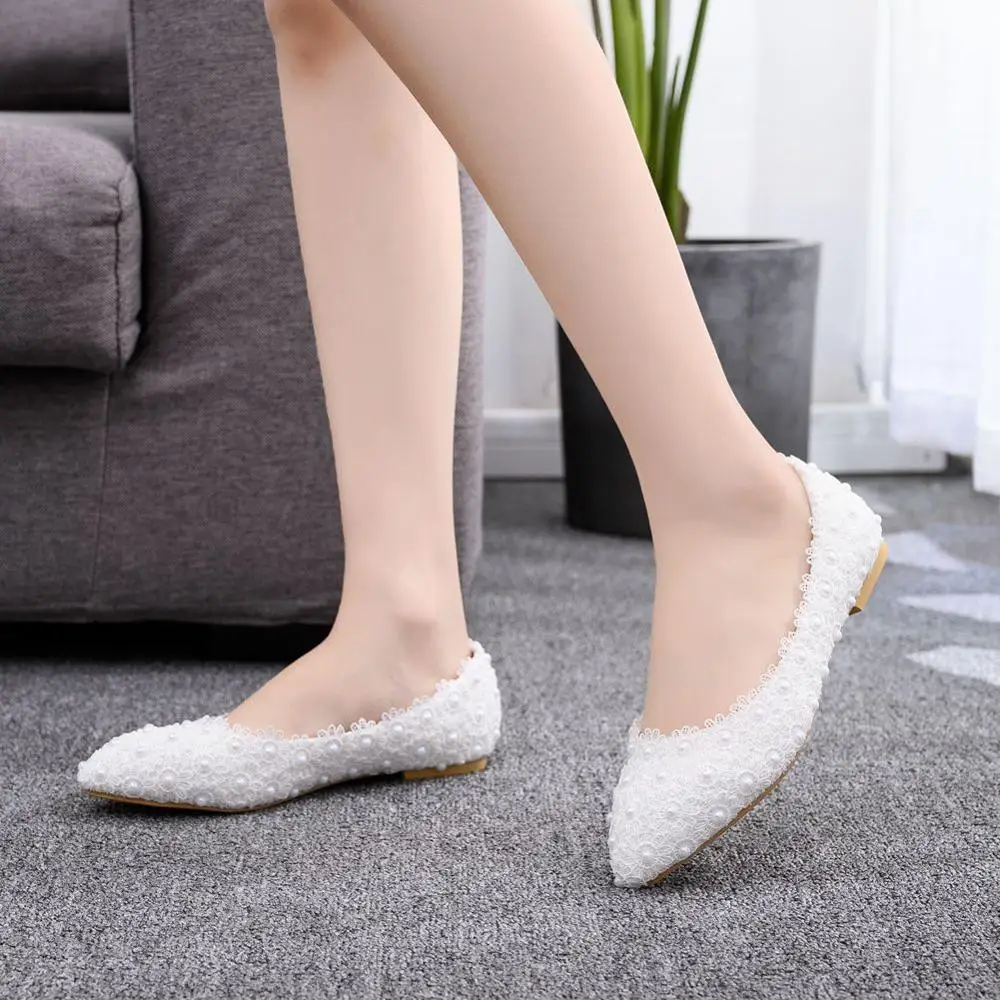 BaoYaFang 2020 Pointed Toe White Flower Wedding Flat Ladies Party Dress Shoes Woman Shallow performance Big Size Flat