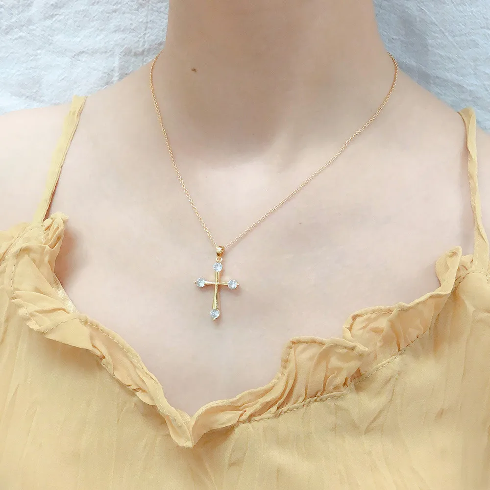 ZHOUYANG Pendants Choker Necklace For Women Crystal Cross Light Gold Color Women's Chain On The Neck Wholesale Jewelry N108