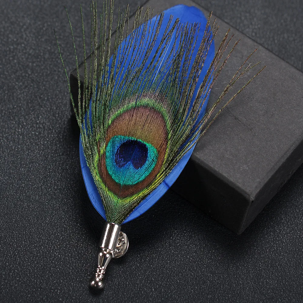 1 Pcs Feather Brooch Lapel Pin Fashion Designer Handmade Men Women Novelty Peacock Feather Brooches Dress Suit Accessory Gift