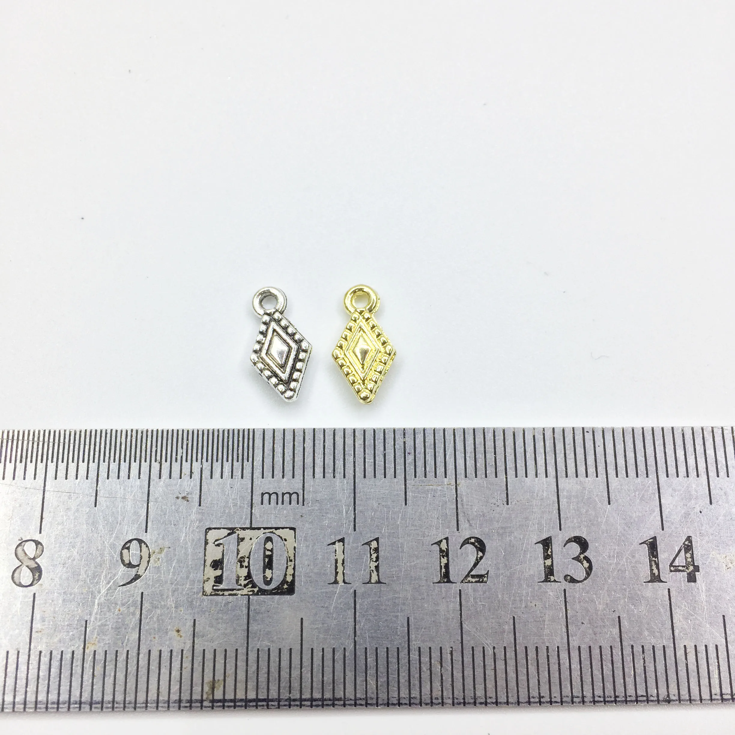 Eruifa 20pcs 6*13mm  Plated Drop Zinc Alloy Charms Pendant Jewelry DIY Necklace Bracelet Earrings 2 Colors