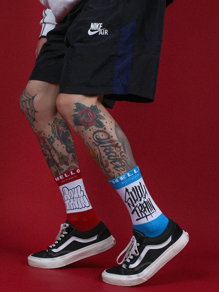 unique Popular Hiphop Street Graffiti Blue Man Socks Letter Individuality Red Women Mid-calf Sock