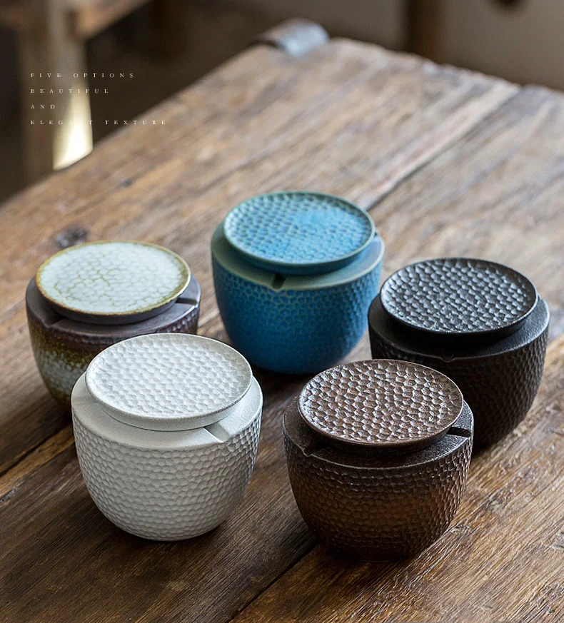 HOMSFOU Posacenere Antivento in Ceramica con Coperchio