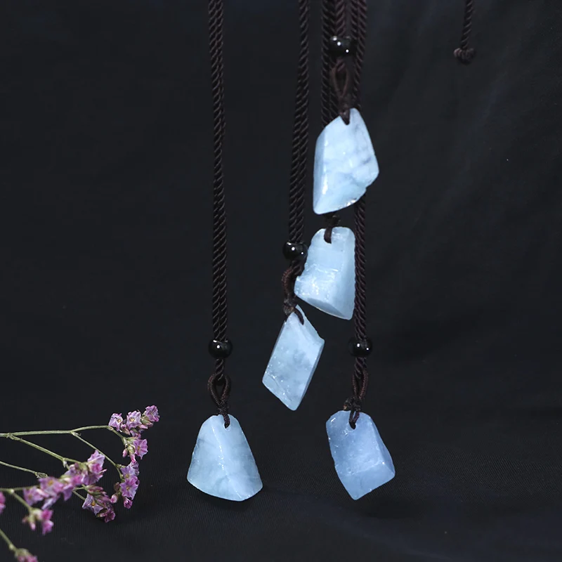 

1PC Natural Crystal Aquamarine Raw Stone Pendant Quartz Irregular Rock Mineral Specimen Fashion Lovers Jewelry Necklaces Gifts