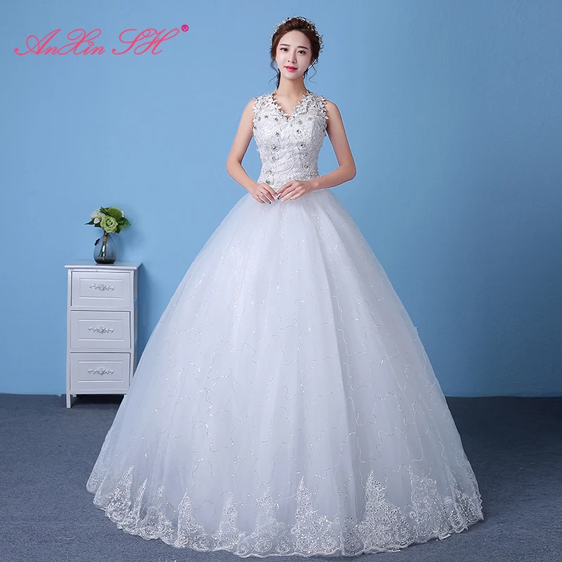 AnXin SH V-ausschnitt kleine blume weiß hochzeit Kleid prinzessin vintage perlen kristall blume rot spitze türkei braut hochzeit kleid S6