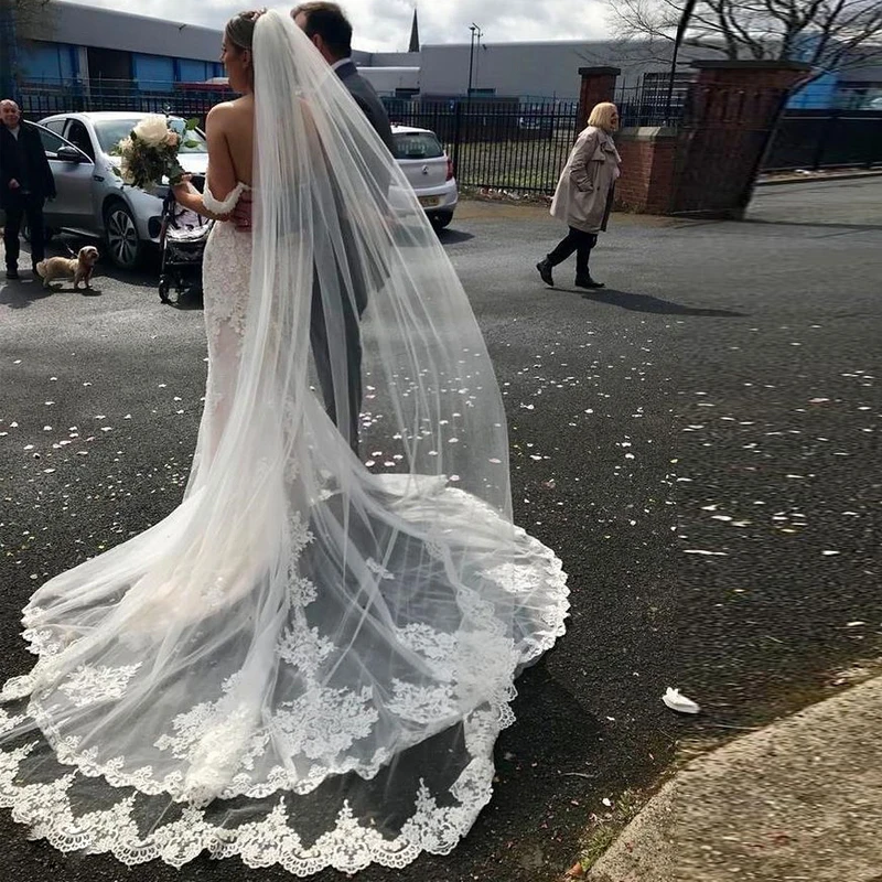 Custom Made One Layer Bridal Veil Lace Appliques Hem With Comb Wedding Hair Accessories Cheap Velo