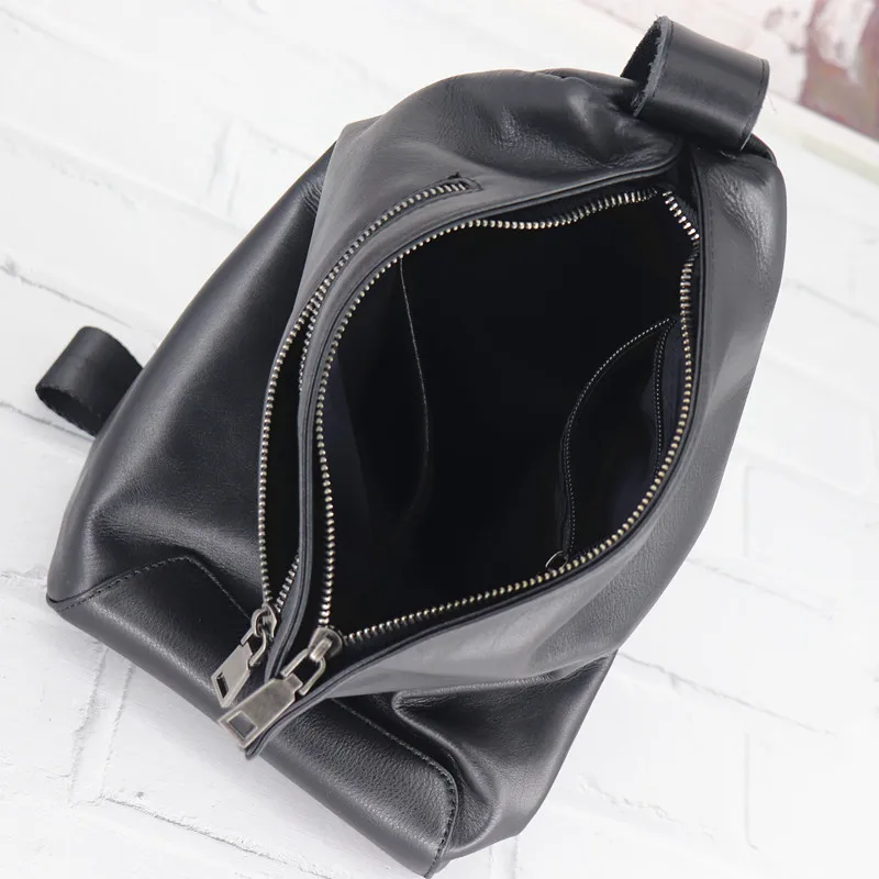 Natural Genuine Leather Crossbody Bags Male Anti-theft Shoulder Messenger Bags Fashion Daily Large Men Bag Short Trip Chest Pack