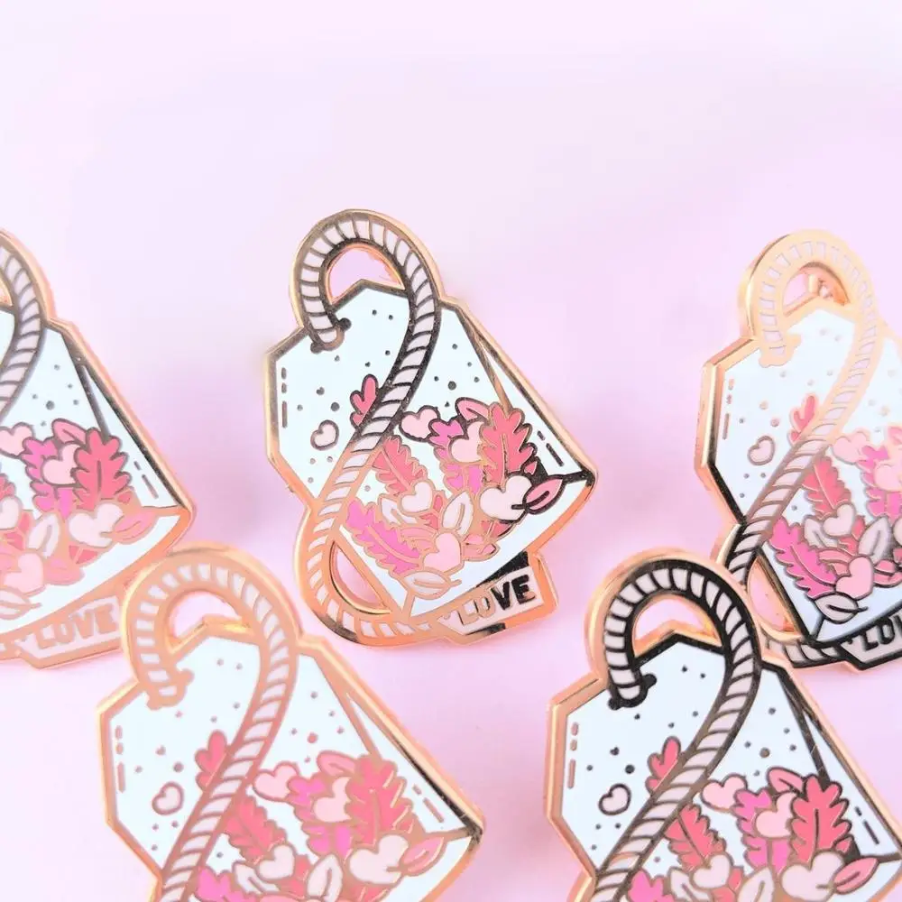 Kawaii Beautiful Pink Herbal Flower Love Potion Tea Enamel Pins Fashion Backpack Pins Decor Black Tea Drinkers Brooch Badge Gift