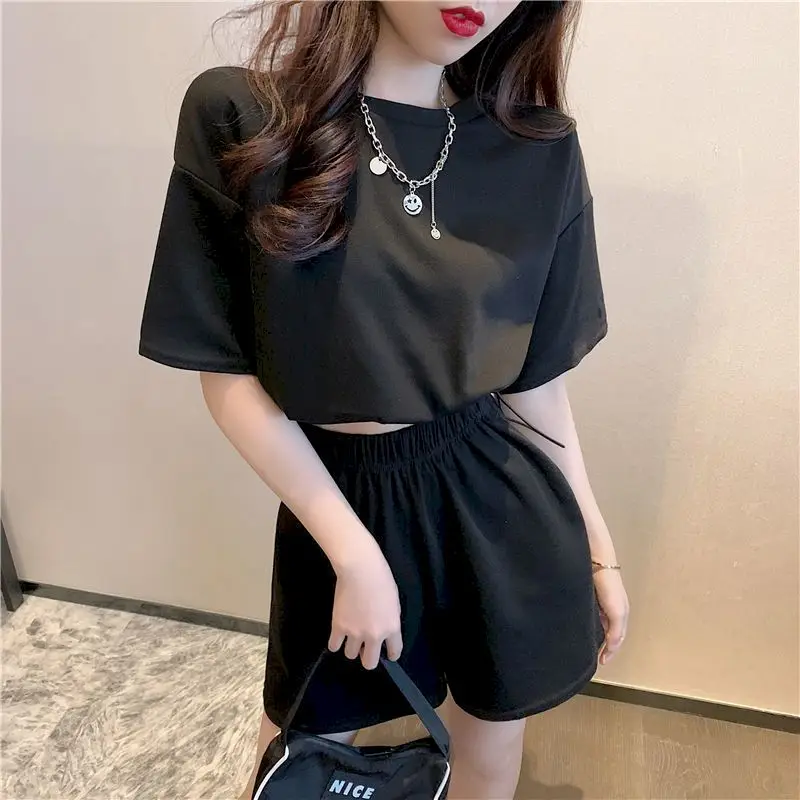 

Women's Suits Casual Sports Suit Loose Large Size Short Sleeve T-Shirt Pure Color Short Pants Two Piece Sets Fashion Sportswear