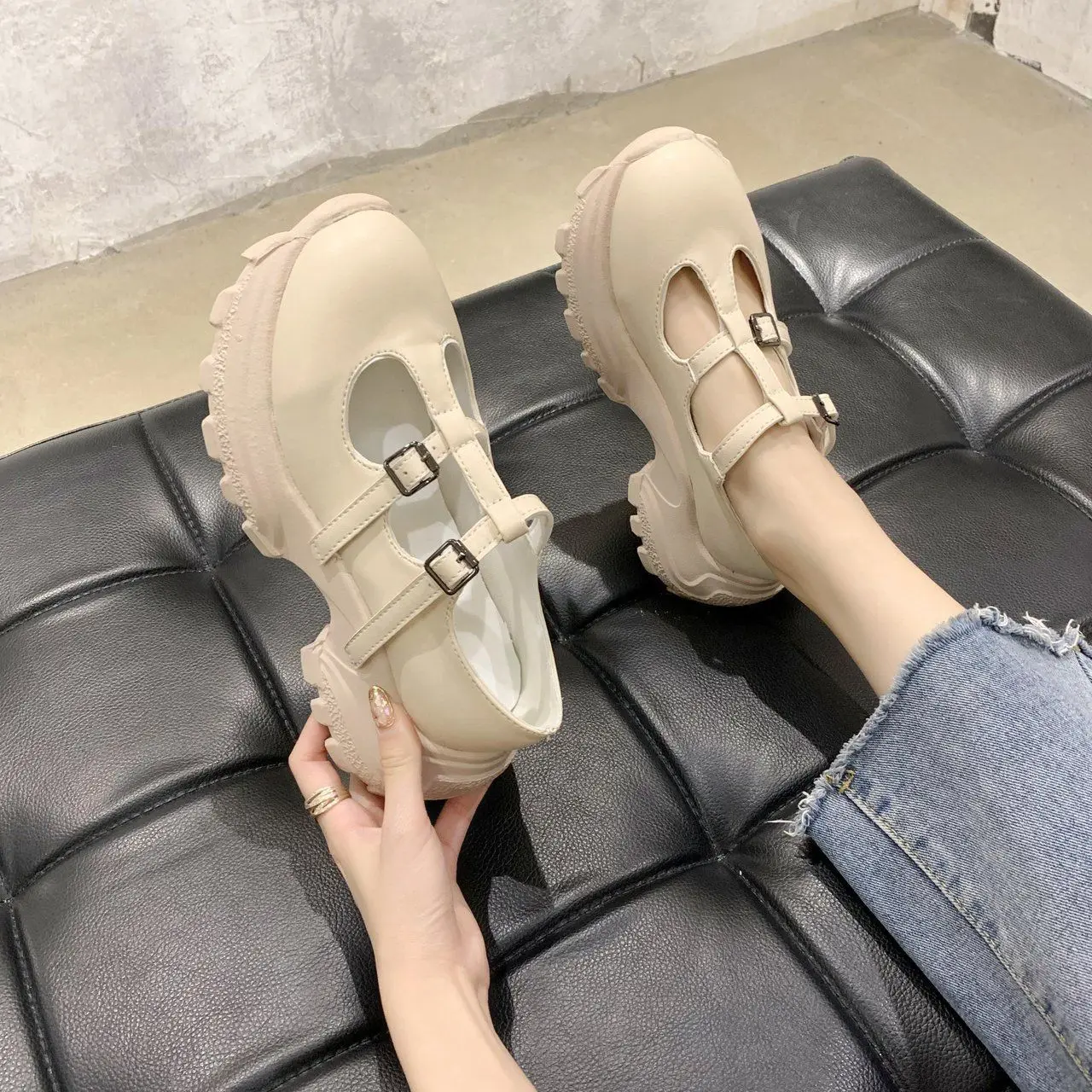 Sandalias con hebilla de una palabra para mujer, zapatos pequeños de cuero Lolita, zapatos de estilo japonés, zapatos de plataforma de tacón alto