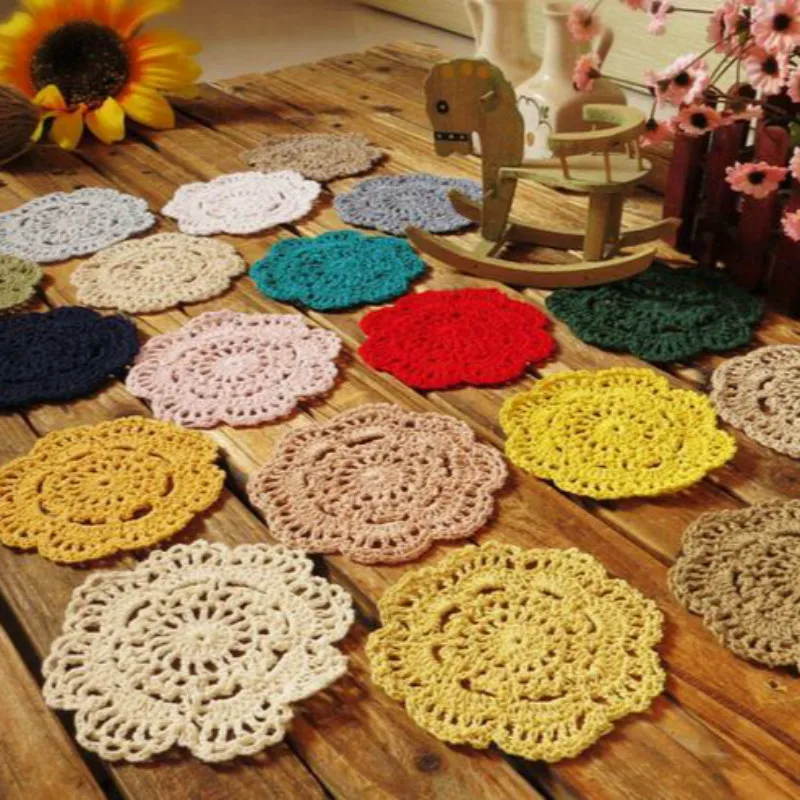 5PCS/Lot Round 10cm Teacup Coaster Mat Placemat Fabric Cloth Round Design Crochet Doily Christmas Luxury Dining Table Coasters