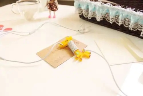 Earphone Organizer Headphone Cute Cable Giraffe Economic Genuine Cartoon creative animal Organizer Pink and Yellow optional
