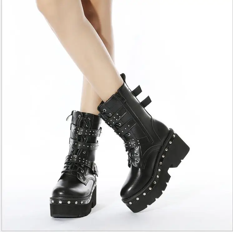 

Spring Lace-Up Motorcycle Boots For Women Round Toe Thick Platform High Heels Female Ankle Boots Metal rivet booties Style Shoes