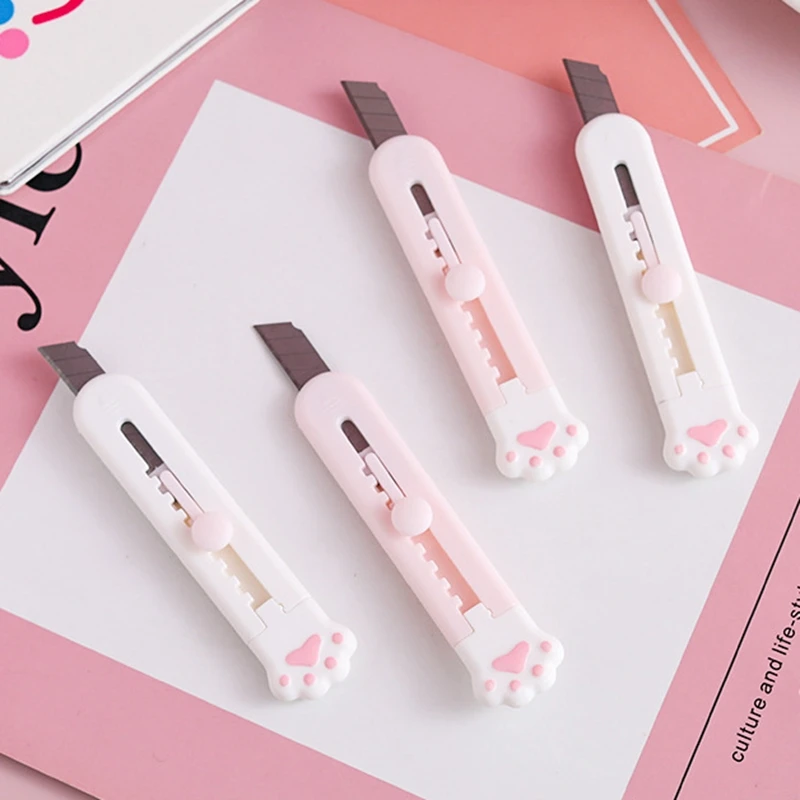 Leuke Kat Poot Utility Mes Kawaii Mini Draagbare Papiersnijder Brief Envelop Opener Express Box Mes Box Cutter Mes