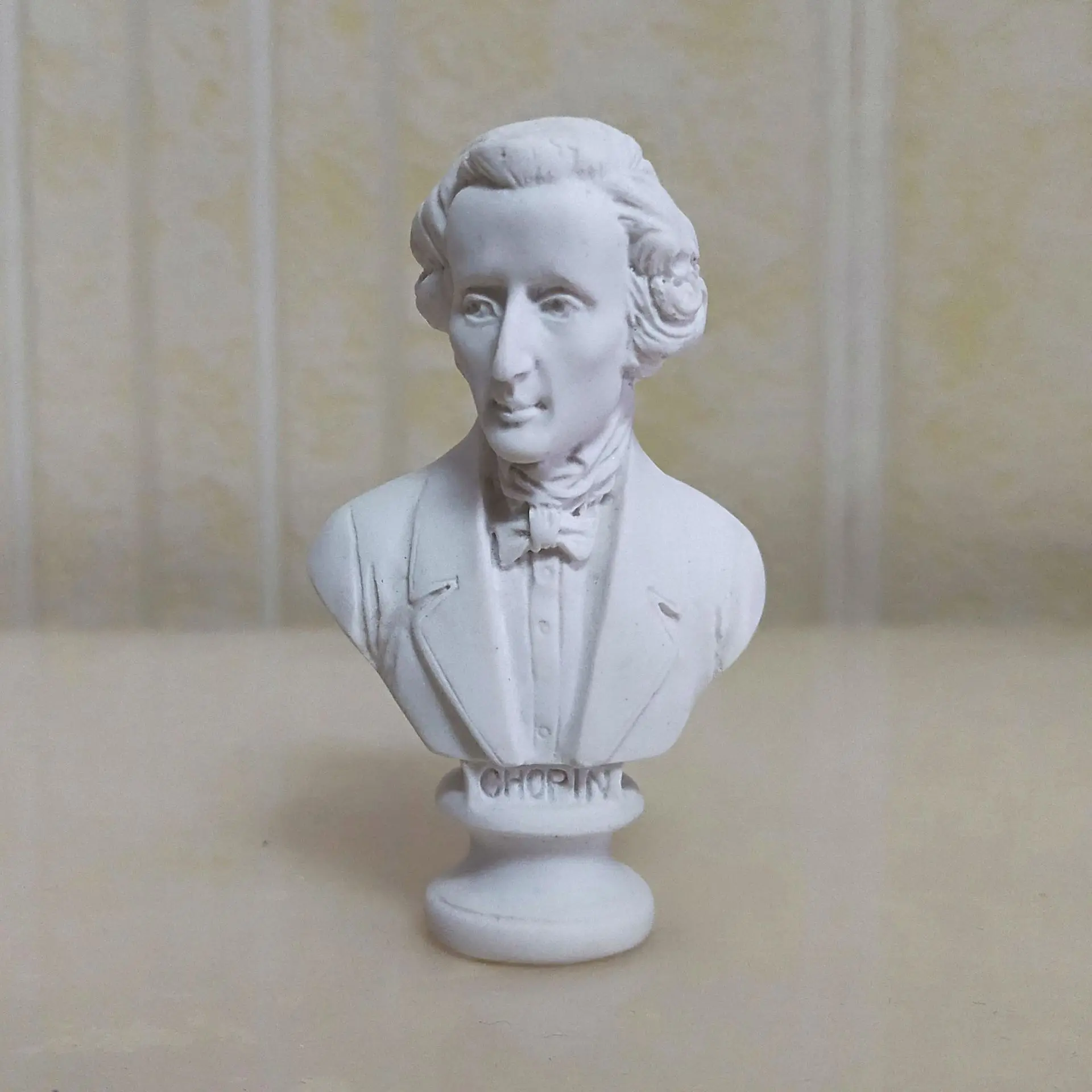 7cm Chopin European Mini Resin Imitation Plaster Statue Sculpture Art Supplies Sketch Character Head Desktop Decoration