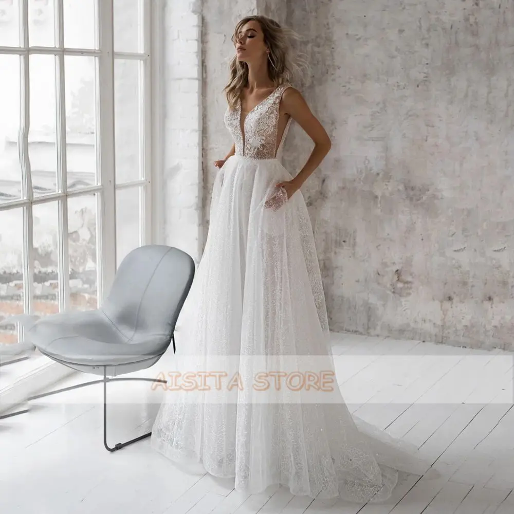 Glitter Weddding Dresses 2021 V Neck Lace Appliques Sleeveless Backless Sweep Train A-Line Beach Bridal Gowns Vestido De Novia