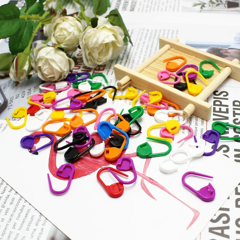 100pcs/lot Mix color Plastic Knitting Crochet Locking Stitch Markers Knitting Needles Accessories Sweater Weaving Tools