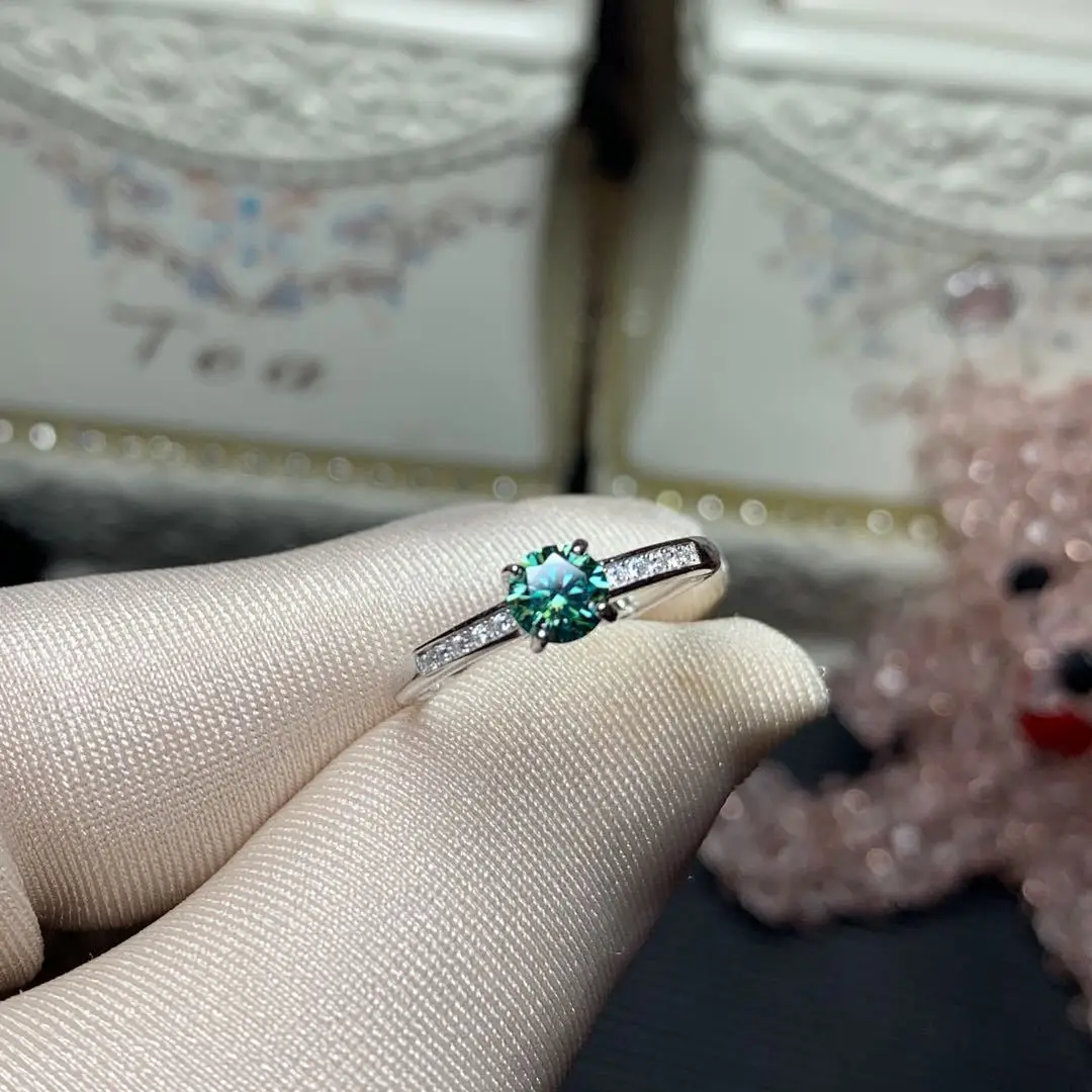 VVS Grade Green Moissanite Ring for Daily Wear 5mm 0.5ct Moissanite Silver Ring 925 Silver Moissanite Jewelry