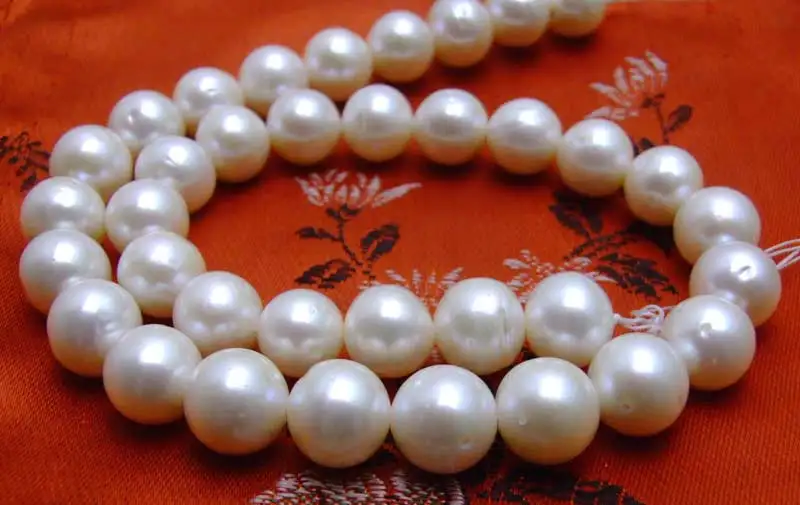 

Qingmos 11-12mm Round Natural White Pearl Loose Beads for Jewelry Making DIY Necklace Brcelet Earring Strands 14"