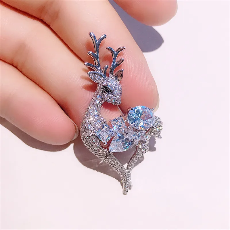 3A Cubic Zirconia Deer Brooch Pin Luxury Crystal Elk Brooches for Women Men Suit Christmas Pin Accessories Jewelry Animal Broach