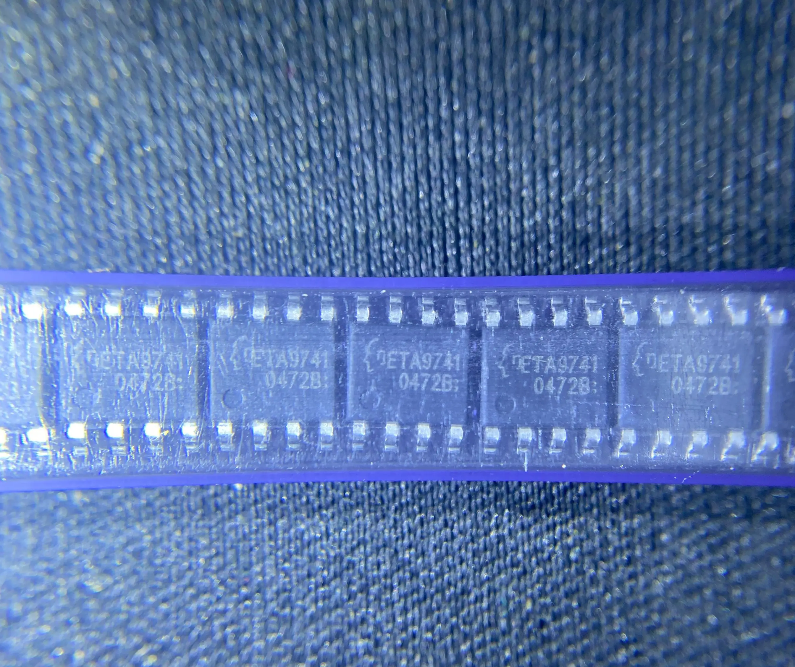 50 ~ 100 buah/lot ETA9741 chip 2A pengisian 2,4 A SOP8 pemakaian 4 lampu power display chip seluler asli