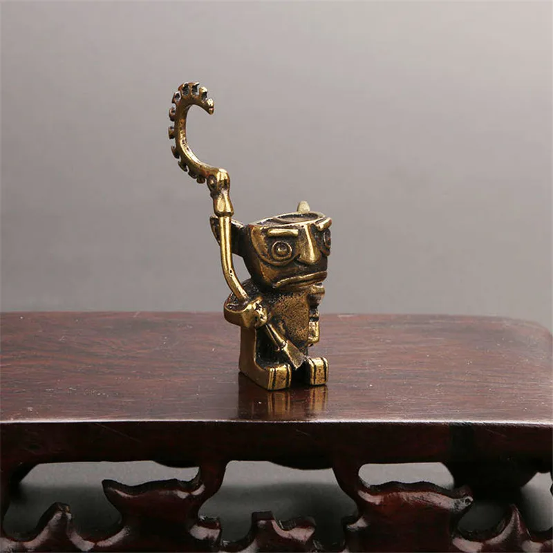 Vintage Pure Copper Robot Guard Statue Ornament Cartoon Ancient Characters Guards Miniature Figurines Desktop Decorations Crafts