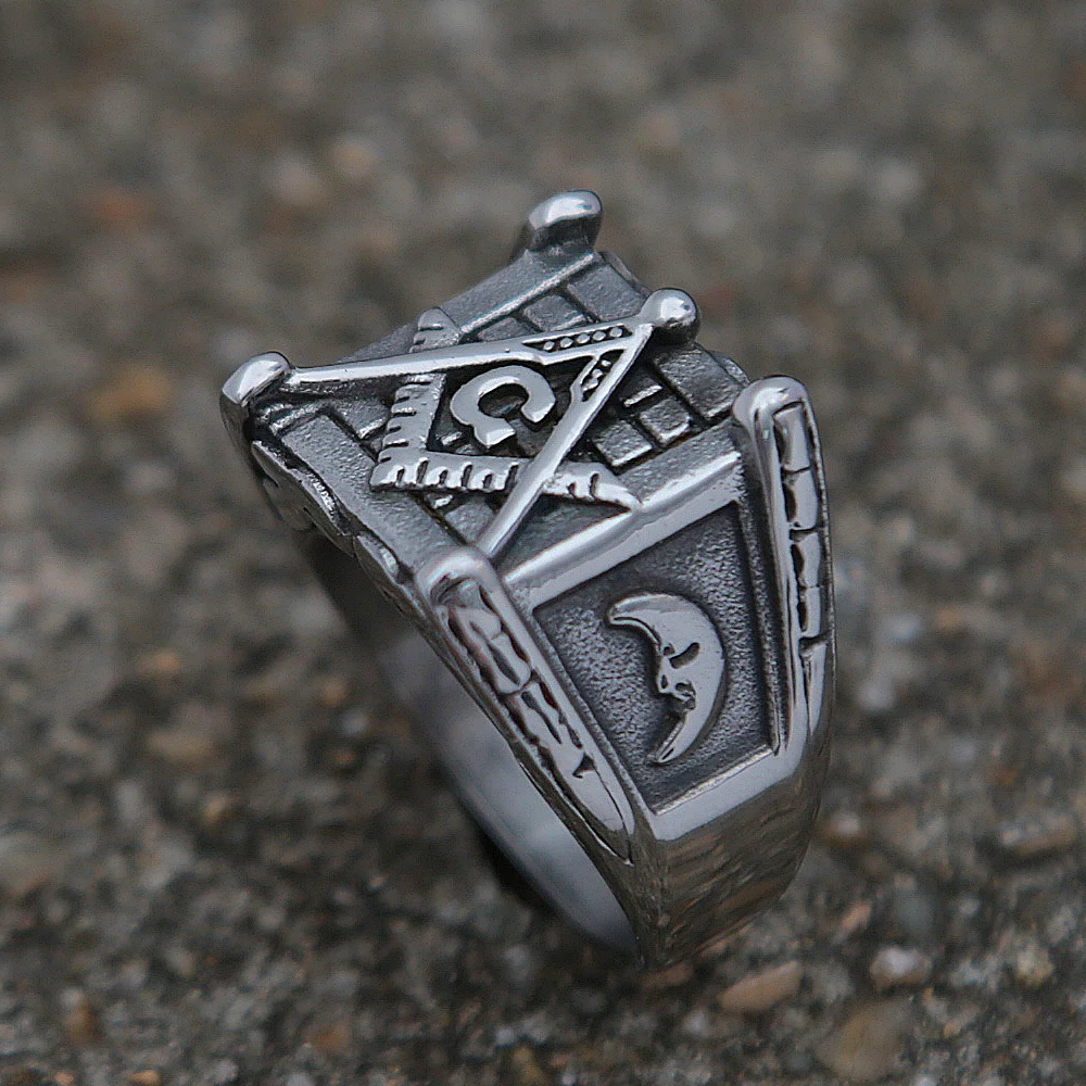 Vintage Masonic Letter Ring Classic Moon and Sun Stamp Stainless Steel Biker Ring For Men Punk Amulet Jewelry Gift Wholesale