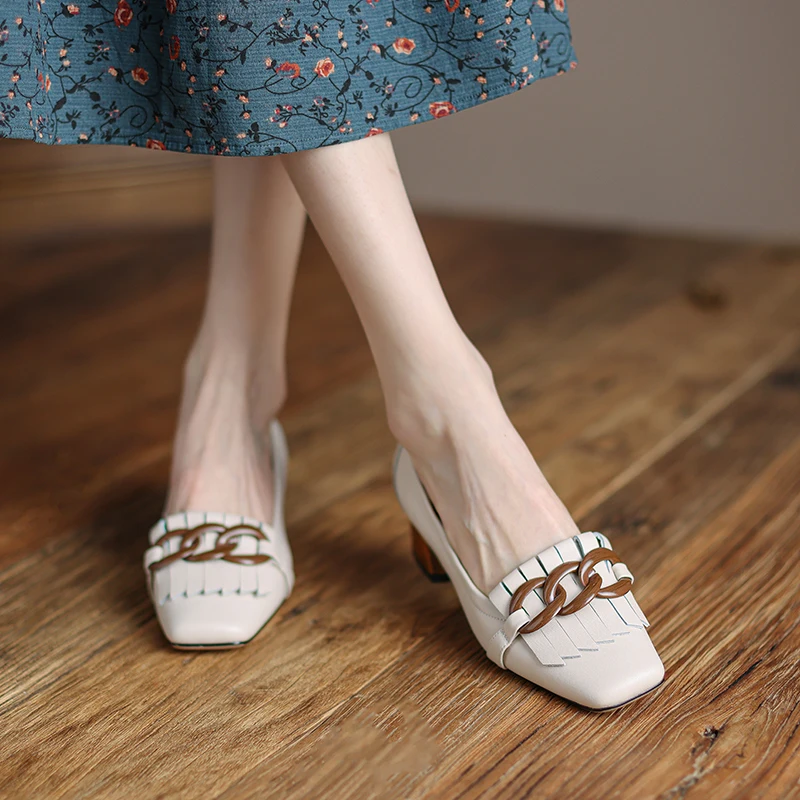 Women's Fringe Shoes On Heel Pleated Retro High heels Spring Autumn Lady Pumps With Chains Heels Women Sheepskin shoes tacones