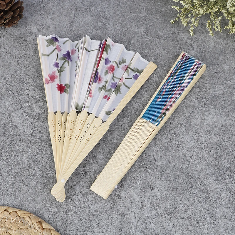 Abanico de seda de estilo japonés chino, abanico plegable de bambú Vintage, regalos de Arte de boda, baile, flores