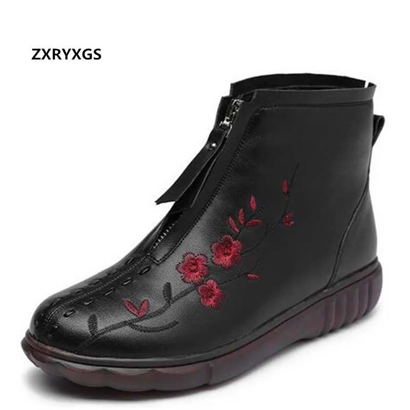 New Exquisite Embroidery Top Cowhide Plush / Wool Boots Flat Soft Sole Comfort Winter Shoes Woman Boots Fashion Ankle Boots